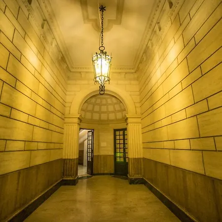 Trastevere Corner Eight بيت ضيافة