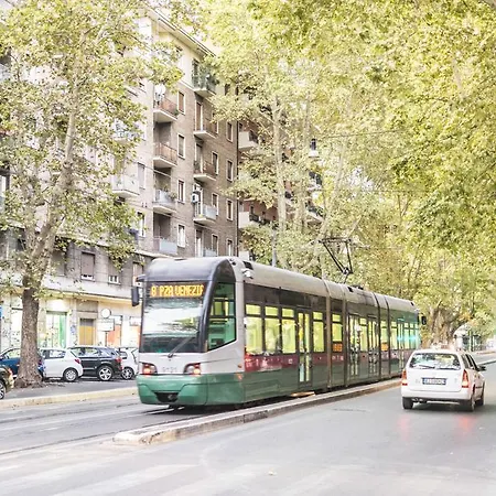 Trastevere Corner Eight روما