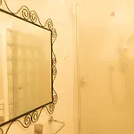 Trastevere Corner Eight