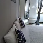 Trastevere Corner Eight Гостевой дом 3*